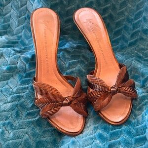 Giuseppe Zanotti Bronze Leaf Bow Heels - 40